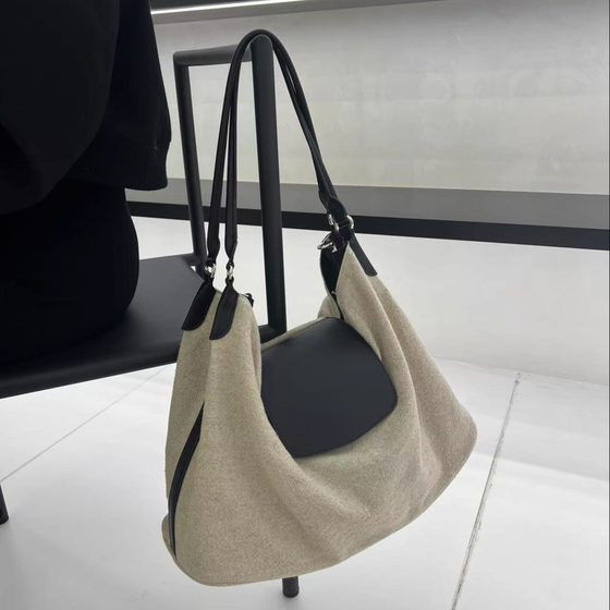 Dongdaemun linen canvas with leather commuting tote shopping bags, shoulders, armpit bags, fitness travel yoga bags
Dongdaemun linen canvas with leather commuting tote shopping bags, shoulders, armpit bags, fitness travel yoga bags