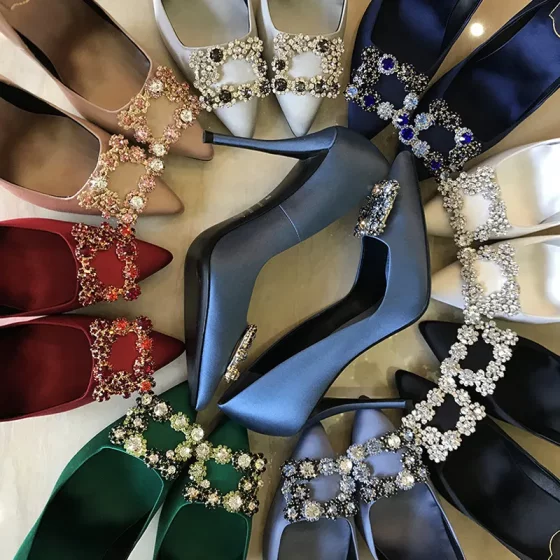 2025 new European and American red high heels wedding shoes thin heels rhinestone pointed toe bride bridesmaids shallow mouth wedding single shoes for women
2025 new European and American red high heels wedding shoes thin heels rhinestone pointed toe bride bridesmaids shallow mouth wedding single shoes for women