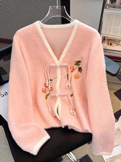 Clearance and pick up bargains~ New Chinese style v-neck sweater jacket for women in spring and autumn imitation mink embroidered platter button knitted cardigan
Clearance and pick up bargains~ New Chinese style v-neck sweater jacket for women in spring and autumn imitation mink embroidered platter button knitted cardigan