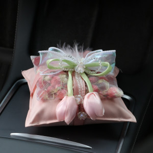 Flowers, dried flowers, double-layer aromatherapy bamboo charcoal bag, ornaments, tulip charcoal bag, new car to remove odor, girls' car supplies 
Flowers, dried flowers, double-layer aromatherapy bamboo charcoal bag, ornaments, tulip charcoal bag, new car to remove odor, girls' car supplies