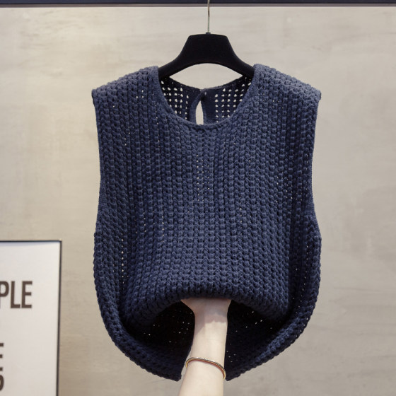 Round neck hollow knitted vest vest for women 2025 autumn and winter new loose outer wear horse clip layered sweater vest trendy
Round neck hollow knitted vest vest for women 2025 autumn and winter new loose outer wear horse clip layered sweater vest trendy