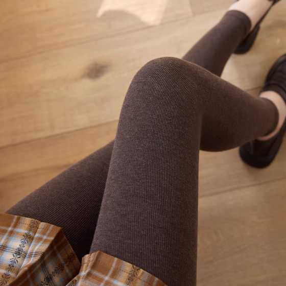 Seamless leggings for women's thin spring and autumn pinstripes with cropped pants brown micro pressing to make slim cotton pantyhose and autumn pants not connected to feet
Seamless leggings for women's thin spring and autumn pinstripes with cropped pants brown micro pressing to make slim cotton pantyhose and autumn pants not connected to feet