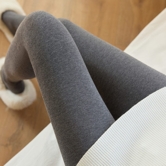 Gray leggings for women wearing spring and autumn thin cotton pinstripes slightly pressed slimming pantyhose nine-point base socks
Gray leggings for women wearing spring and autumn thin cotton pinstripes slightly pressed slimming pantyhose nine-point base socks