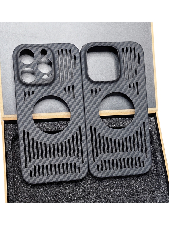 Hollow Magnetic Lightweight Heatsink Heat Dissipation Luxury MagSafe 15, 14, 13 Carbon Fiber iPhone Case