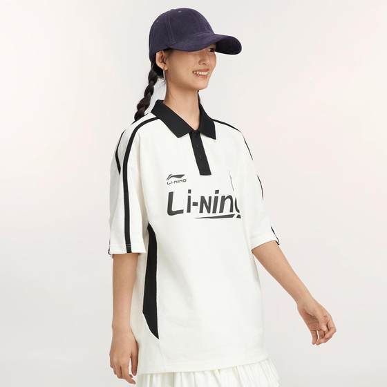 Li Ning authentic 2025 summer men and women loose American retro lapel breathable short-sleeved POLO shirt APLV175
Li Ning authentic 2025 summer men and women loose American retro lapel breathable short-sleeved POLO shirt APLV175