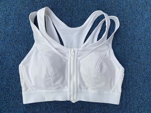 Professional sports underwear female shock -proof running high -intensity bras gathered shock absorption fitness big breast vest
 Professional sports underwear female shock -proof running high -intensity bras gathered shock absorption fitness big breast vest