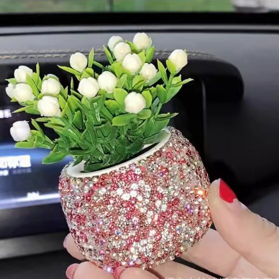 Cross-border automotive supplies, car accessories, center console, perfume ornaments, aromatherapy deodorizer, diamond-encrusted auspicious fruit 
Cross-border automotive supplies, car accessories, center console, perfume ornaments, aromatherapy deodorizer, diamond-encrusted auspicious fruit