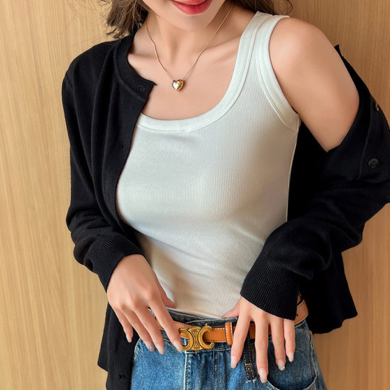 Square collar suspender vest for women with summer white wide shoulder straps pure cotton cover for breasts outside, base and slim top
Square collar suspender vest for women with summer white wide shoulder straps pure cotton cover for breasts outside, base and slim top