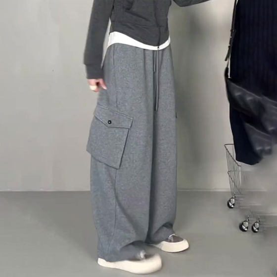 High-end custom gray large-size workwear style wide-leg pants for women 2025 autumn new loose lazy style casual pants
High-end custom gray large-size workwear style wide-leg pants for women 2025 autumn new loose lazy style casual pants