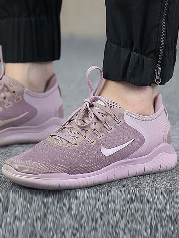 Nike耐克赤足透气网面轻便跑步鞋 Nike耐克赤足透气网面轻便跑步鞋