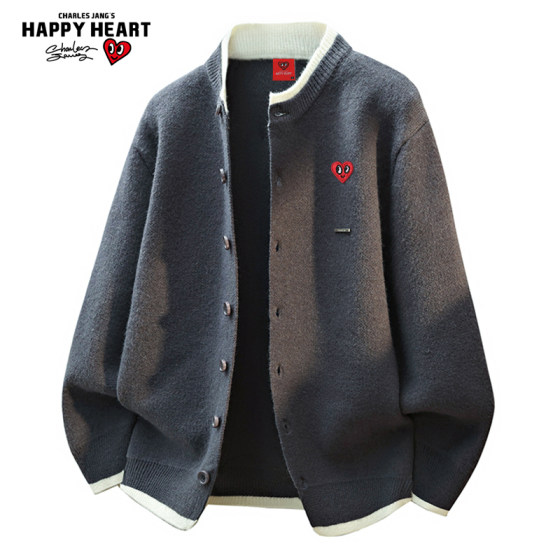 Charles Peach Heart American retro fake two-piece cardigan sweater men's spring and autumn contrasting color splicing knitted sweater jacket 
Charles Peach Heart American retro fake two-piece cardigan sweater men's spring and autumn contrasting color splicing knitted sweater jacket