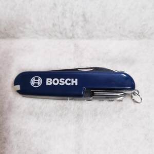 Bosch multifunctional folding saber fruit knife file beer bottle opener scissors small portable Swiss army knife 
Bosch multifunctional folding saber fruit knife file beer bottle opener scissors small portable Swiss army knife
