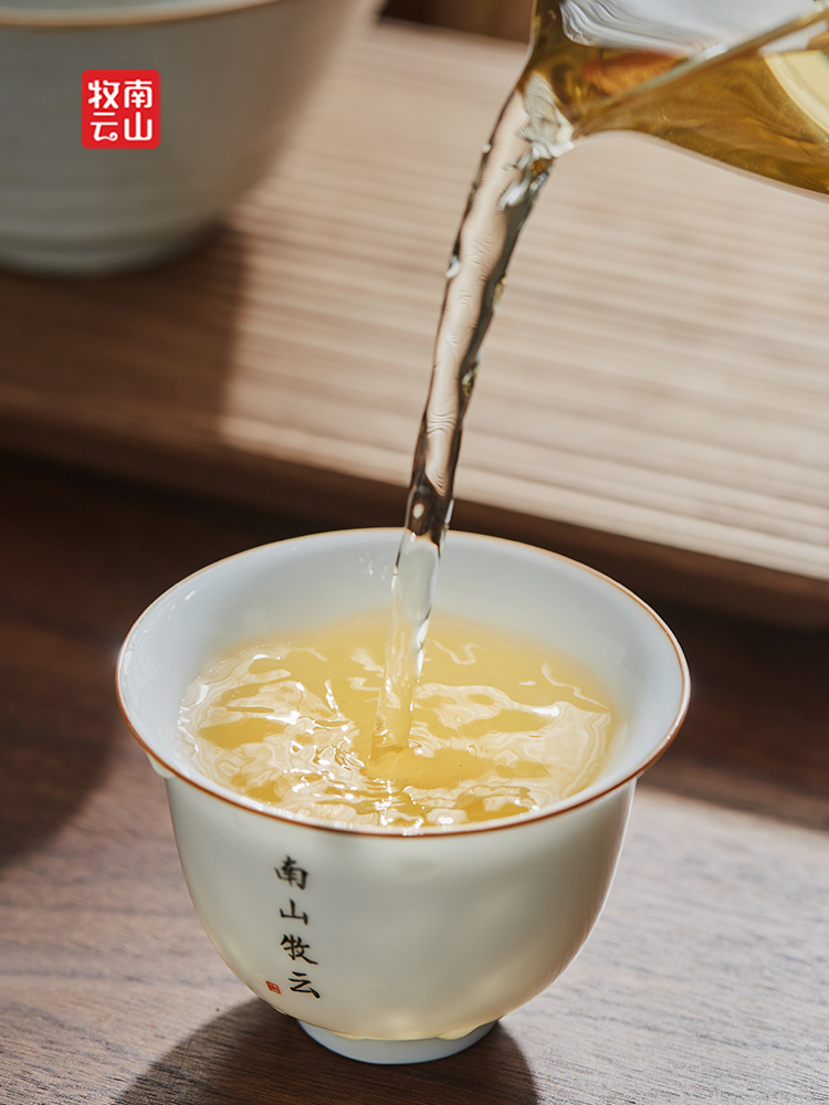 三本足の福鼎 三本足の福鼎 kuro-honda01_1_1600x.jpg?v=