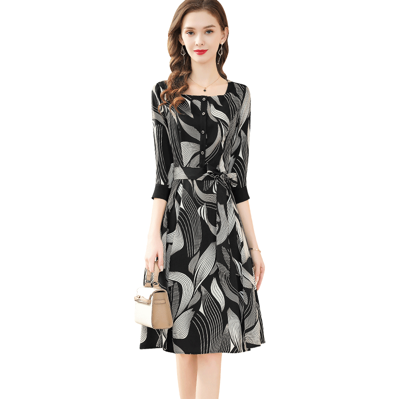 Mingsi Fashion Chiffon Dress Women's Spring and Autumn 2024 New Temperature Small Square Collar Lace Slim Printed A-line Skirt
Mingsi Fashion Chiffon Dress Women's Spring and Autumn 2024 New Temperature Small Square Collar Lace Slim Printed A-line Skirt