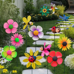 Cartoon Plastic Windmill Decoration for Outdoor Garden Flower Pots, Flowers and Plants Props, Cute Bee Garden Courtyard Homestay Decoration Cartoon Plastic Windmill Decoration for Outdoor Garden Flower Pots, Flowers and Plants Props, Cute Bee Garden Courtyard Homestay Decoration
