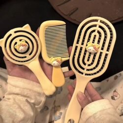 New Cartoon ins Comb, Compact and Portable, Hollow Design, Cat Paw Massage, Soft Teeth, Cute and Fluffy, for Students New Cartoon ins Comb, Compact and Portable, Hollow Design, Cat Paw Massage, Soft Teeth, Cute and Fluffy, for Students