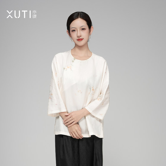 Suti quality Chinese style new Chinese style 100% mulberry silk top for women in summer new loose and slimming H48-15872
Suti quality Chinese style new Chinese style 100% mulberry silk top for women in summer new loose and slimming H48-15872