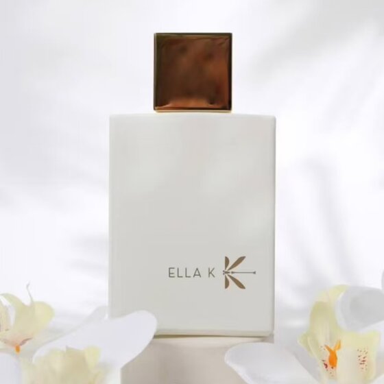 Ella K Paris Opera House Musc K Perfume Arashi Mountain Poems Saga Poems Camellia Sample 
Ella K Paris Opera House Musc K Perfume Arashi Mountain Poems Saga Poems Camellia Sample