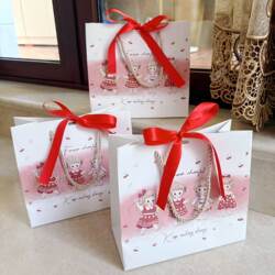 Cute Cherry Little Girl Gift Bag Handbag Birthday Gift Packaging Bag Candy Bag Paper Bag Gift Bag Cute Cherry Little Girl Gift Bag Handbag Birthday Gift Packaging Bag Candy Bag Paper Bag Gift Bag