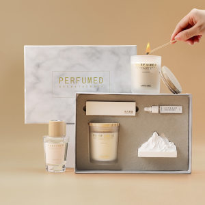 Japanese quality mountain aromatherapy candle gift box bedroom aromatherapy gift high-end fragrance set aromatherapy ornaments light 
Japanese quality mountain aromatherapy candle gift box bedroom aromatherapy gift high-end fragrance set aromatherapy ornaments light