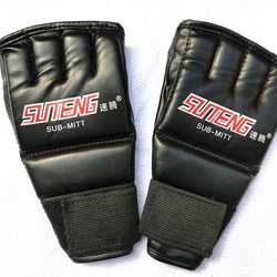Sagitar finger boxing gloves hit sandbag half finger exposed finger boxing gloves palm breathable five fingers fighting Sanda finger finger Sagitar finger boxing gloves hit sandbag half finger exposed finger boxing gloves palm breathable five fingers fighting Sanda finger finger