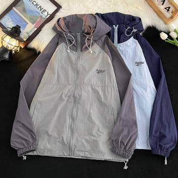 Extra large size high-end couple casual sun protection clothes 
Extra large size high-end couple casual sun protection clothes
