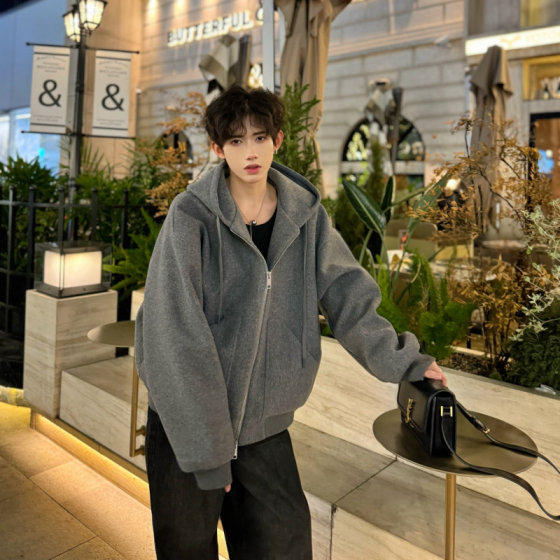 Spring and autumn American gray woolen sweater men's jacket hooded cardigan jackets high -level high -level sensory thickened plus cotton top Spring and autumn American gray woolen sweater men's jacket hooded cardigan jackets high -level high -level sensory thickened plus cotton top