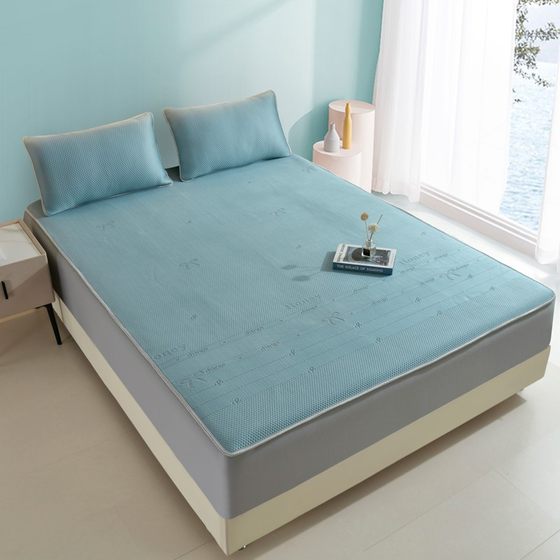 Class A mother and baby summer iced beans cool mats, bed sheets, three-piece set ice silk cool mats, bamboo mats cool feeling machine washable
Class A mother and baby summer iced beans cool mats, bed sheets, three-piece set ice silk cool mats, bamboo mats cool feeling machine washable