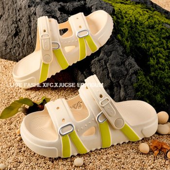 Sandals for women in summer, soft sole comfortable and lightweight fashionable sandals for women in the internet celebrity super fire anti-slip two-wear beach shoes Sandals for women in summer, soft sole comfortable and lightweight fashionable sandals for women in the internet celebrity super fire anti-slip two-wear beach shoes