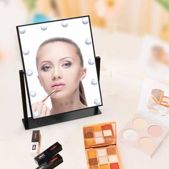 Shenzhen source manufacturer Hollywood desktop light bulb mirror home makeup student dormitory office desk internet celebrity beauty makeup mirror
Shenzhen source manufacturer Hollywood desktop light bulb mirror home makeup student dormitory office desk internet celebrity beauty makeup mirror