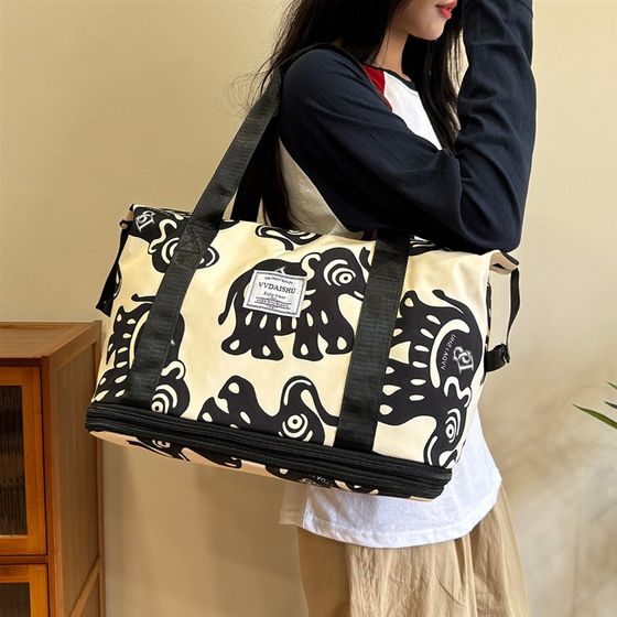 Travel bag women's large capacity storage bag folding short distance trolley case additional bag luggage bag handheld delivery bag
Travel bag women's large capacity storage bag folding short distance trolley case additional bag luggage bag handheld delivery bag