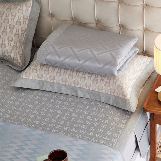 Light luxury style Class A antibacterial cool jacquard ice silk mat summer air conditioning soft mat washable bed cover three-piece set
Light luxury style Class A antibacterial cool jacquard ice silk mat summer air conditioning soft mat washable bed cover three-piece set