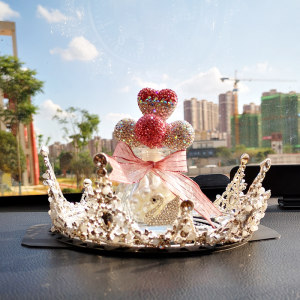 Diamond-encrusted confession balloon car ornaments car u decoration supplies car interior accessories aromatherapy ornaments goddess car 
Diamond-encrusted confession balloon car ornaments car u decoration supplies car interior accessories aromatherapy ornaments goddess car