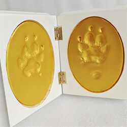 Pet cat and dog paw prints and footprints souvenirs baby hand and foot prints one hundred days old baby hand prints newborn gift Pet cat and dog paw prints and footprints souvenirs baby hand and foot prints one hundred days old baby hand prints newborn gift