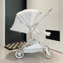 Newber stroller can sit and lie and fold in both directions Newber stroller can sit and lie and fold in both directions