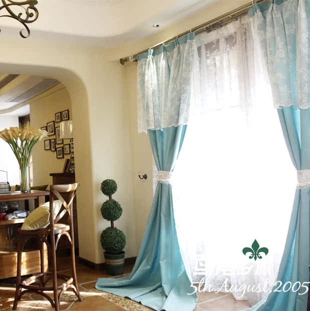 Шторы тканевые Iris Township Travel Шторы тканевые Iris Township Travel