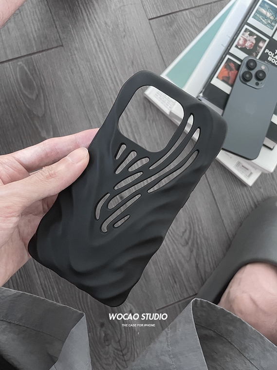 New 3D Wavy Wing Hollow Heatsink Heat Dissipation 15, 14, 13, 12 iPhone Case
