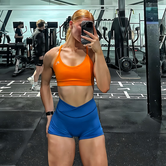 Oneractive sports bra everyday classic I-line back gathering shock-proof fitness underwear 
Oneractive sports bra everyday classic I-line back gathering shock-proof fitness underwear