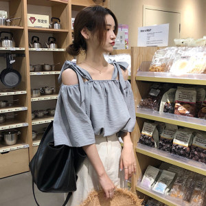 Loose and versatile one-shoulder strap top shirt for women 2025 new spring Korean version short-sleeved top base shirt 
Loose and versatile one-shoulder strap top shirt for women 2025 new spring Korean version short-sleeved top base shirt