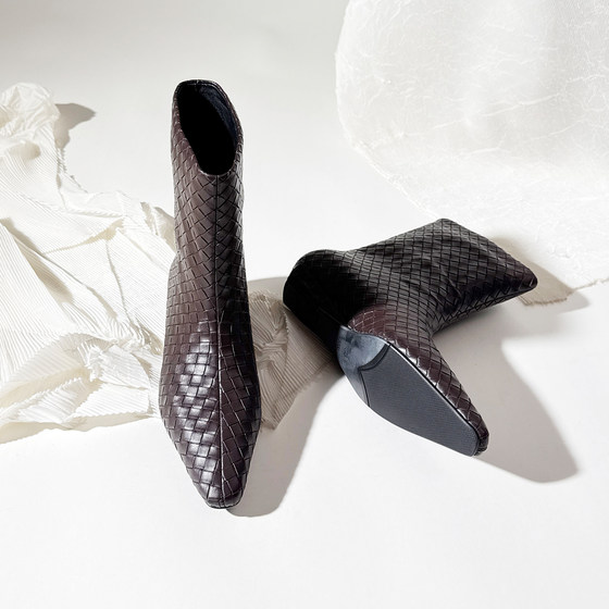 Lotus Mansion 2025 autumn and winter fashion women's boots square toe short woven fashion boots slim and versatile inner heightened boots Lotus Mansion 2025 autumn and winter fashion women's boots square toe short woven fashion boots slim and versatile inner heightened boots