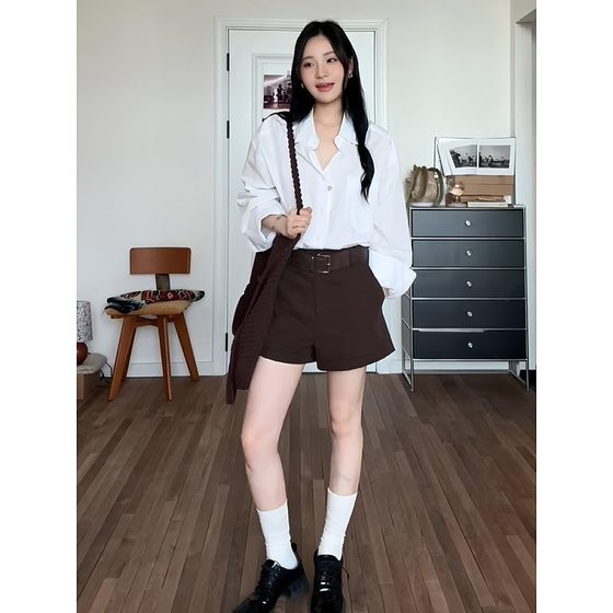 Large size fat mm retro brown shorts for women in summer new high-waist slim casual pants commuting versatile straight pants
Large size fat mm retro brown shorts for women in summer new high-waist slim casual pants commuting versatile straight pants