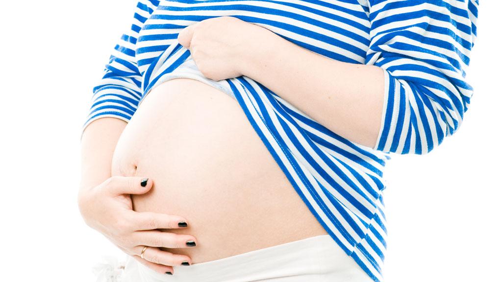 孕妇可以摸肚子，但是必须避开这个时间段