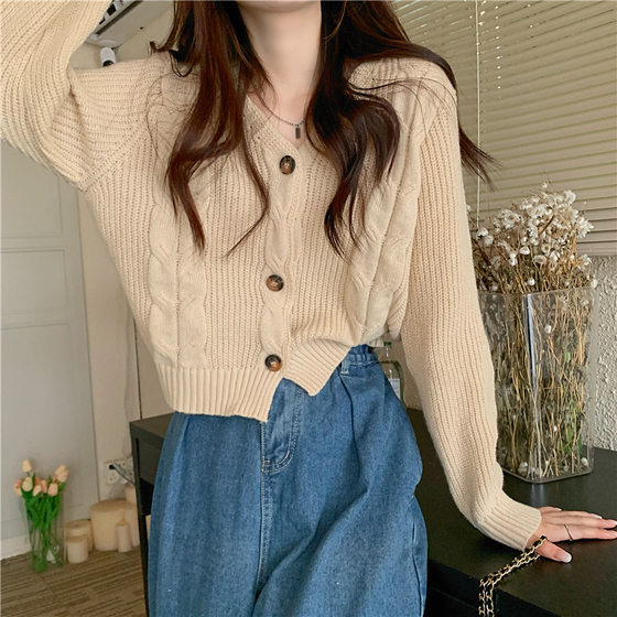 Lazy and high-end short sweater for women in autumn and winter style, twisted milk fufu temperament, slim V-neck jacket top 
Lazy and high-end short sweater for women in autumn and winter style, twisted milk fufu temperament, slim V-neck jacket top