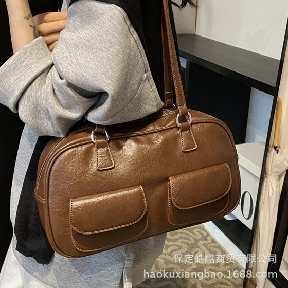 Commuting Underarm Bag Women's 2025 Autumn Retro Popular Fashion Versatile Maillard Shoulder Bag 
Commuting Underarm Bag Women's 2025 Autumn Retro Popular Fashion Versatile Maillard Shoulder Bag