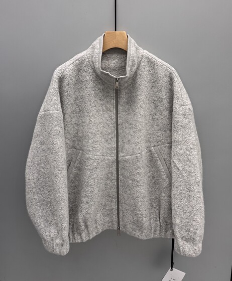Autumn new men's stand-alone wool jacket American simple and versatile loose design warm tweed jacket
Autumn new men's stand-alone wool jacket American simple and versatile loose design warm tweed jacket