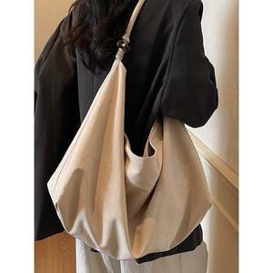 Fashion canvas bag for women 2025 new autumn and winter large capacity versatile shoulder bag commuter canvas armpit large bag 
Fashion canvas bag for women 2025 new autumn and winter large capacity versatile shoulder bag commuter canvas armpit large bag