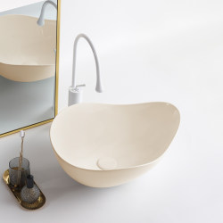 Milky White Countertop Ceramic Wash Basin Single Basin Bathroom Balcony Washbasin Vanity Basin Heart-Shaped Milky White Countertop Ceramic Wash Basin Single Basin Bathroom Balcony Washbasin Vanity Basin Heart-Shaped