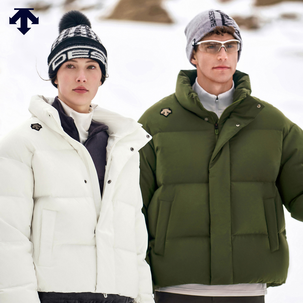 デサント DESCENTE
ライトグレー スーツ
ジャケット パンツ ベスト Descente Down Jacket - Unisex Short Style - Winter 2023
