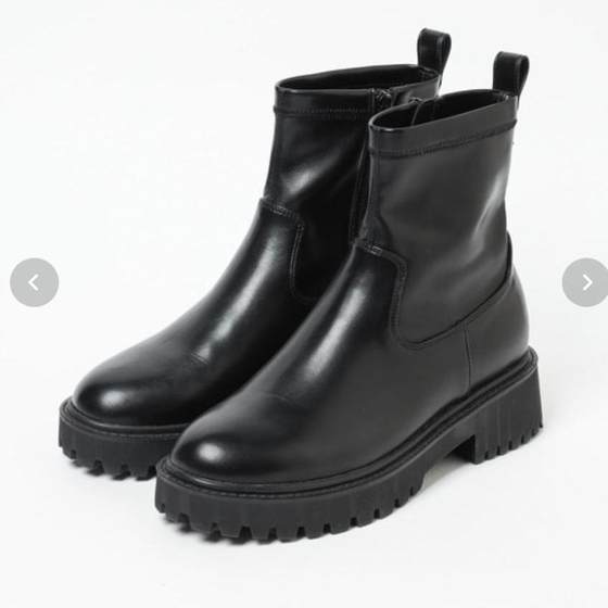 25 Spring New Japanese 3cm square heel thick sole side zipper tie black rice simple and versatile fashion women's short boots
25 Spring New Japanese 3cm square heel thick sole side zipper tie black rice simple and versatile fashion women's short boots