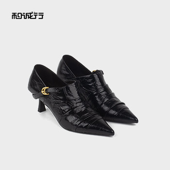 Hechengxing 2025 autumn all-match women's full-mouth shoes 
Hechengxing 2025 autumn all-match women's full-mouth shoes